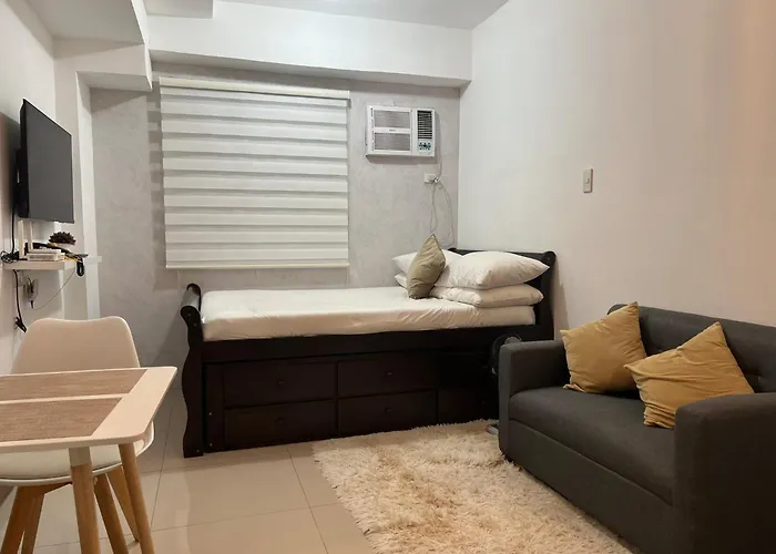 Staycation For Couples With High-speed Internet Aparthotel Manila